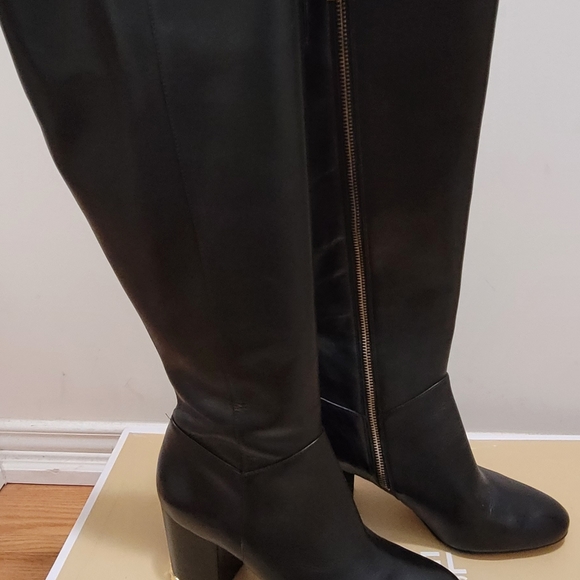 Michael Kors Shoes - COPY - BNIB Michael Kors size 10